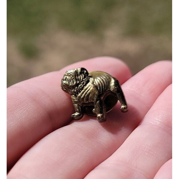 Vintage MACK TRUCK Bulldog Brass Lapel Pin Tie Tack Hat Pin Small - Picture 1 of 9